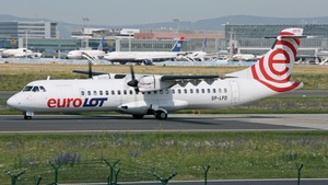 Photo of SP-LFD - ATR 72-202 operated by euroLOT