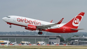Photo of D-AHXJ - Boeing 737-7K5 operated by Air Berlin (opb TUIfly)