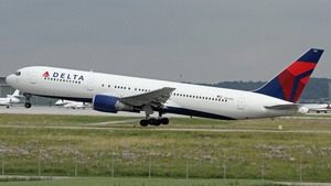 Photo of N394DL - Boeing 767-324(ER) operated by Delta Air Lines