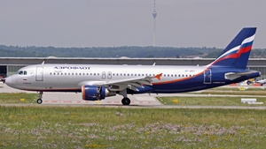 Photo of VP-BRY - Airbus A320-214 operated by Aeroflot