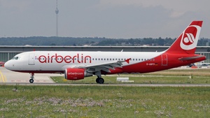 Photo of D-ABFO - Airbus A320-214 operated by Air Berlin