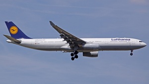 Photo of D-AIKK - Airbus A330-343 operated by Lufthansa