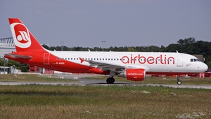 Photo of D-ABDX - Airbus A320-214 operated by Air Berlin