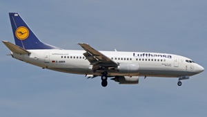 Photo with serial 26431 - Boeing 737-330