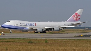 Photo of B-18717 - Boeing 747-409F operated by China Airlines Cargo