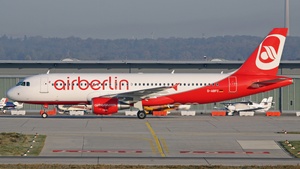 Photo of D-ABFC - Airbus A320-214 operated by Air Berlin