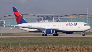 Photo of Boeing 767-324(ER) - Stuttgart