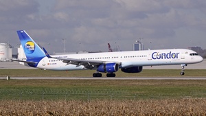 Photo of D-ABOM - Boeing 757-330 operated by Condor