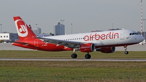 Photo of D-ABDX - Airbus A320-214 operated by Air Berlin