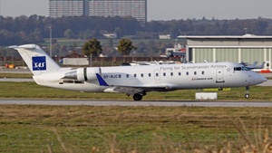 Photo with serial 7015 - Bombardier CRJ-200LR
