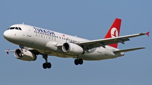 Photo of TC-JPA - Airbus A320-232 operated by Turkish Airlines