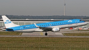 Photo of PH-EZA - Embraer ERJ-190STD operated by KLM Cityhopper