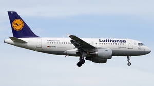 Photo of D-AIBJ - Airbus A319-112 operated by Lufthansa