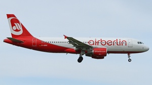 Photo of D-ABNC - Airbus A320-214 operated by Air Berlin