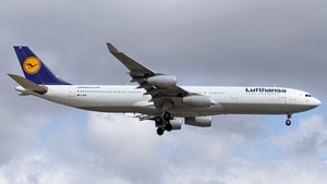 Photo of D-AIGY - Airbus A340-313 operated by Lufthansa