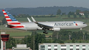 Photo of N350AN - Boeing 767-323(ER) operated by American Airlines