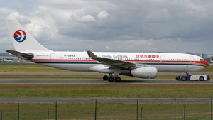 Photo of B-5942 - Airbus A330-243 operated by China Eastern Airlines