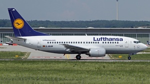 Photo of D-ABJB - Boeing 737-530 operated by Lufthansa