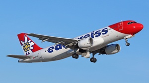 Photo of HB-IJU - Airbus A320-214 operated by Edelweiss Air
