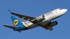 Photo of UR-GAS - Boeing 737-528 operated by Ukraine International Airlines