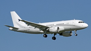 Photo of G-NOAH - Airbus A319-115(CJ) operated by Acropolis Aviation
