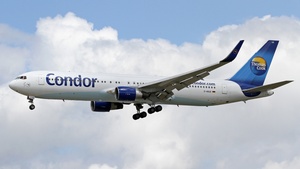 Photo of D-ABUE - Boeing 767-330(ER) operated by Condor