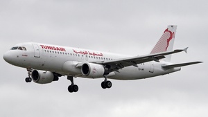 Photo of TS-IMF - Airbus A320-211 operated by Tunisair