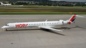 Photo of F-HMLF - Bombardier CRJ-1000EL operated by Air France HOP