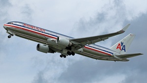 Photo of N354AA - Boeing 767-323(ER) operated by American Airlines
