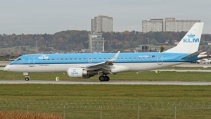 PH-EZM - Embraer ERJ-190STD