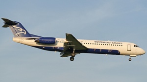 4O-AOM - Fokker 100
