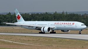 C-FITW - Boeing 777-333(ER)