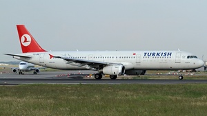TC-JRE - Airbus A321-231