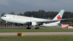 Photo of C-FMWU - Boeing 767-333(ER) operated by Air Canada