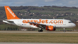 Photo of G-EZET - Airbus A319-111 operated by easyJet