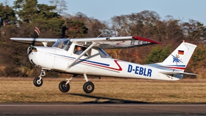 Photo of D-EBLR - Reims-Cessna F150K operated by Flugschule August der Starke