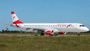 OE-LWA - Embraer ERJ-195LR