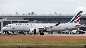 Photo of F-HZUD - Airbus A220-300 operated by Air France