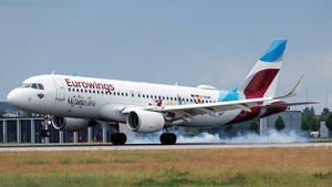 Photo of D-AEWP - Airbus A320-214 operated by Eurowings