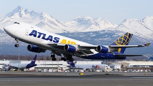 Photo of N450PA - Boeing 747-46NF operated by Atlas Air