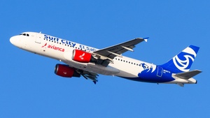 Photo of N686TA - Airbus A320-214 operated by Avianca El Salvador