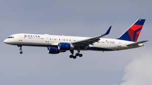Photo of N547US - Boeing 757-251 operated by Delta Air Lines