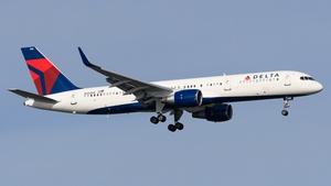 Photo of N556NW - Boeing 757-251 operated by Delta Air Lines