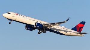 Photo with serial 11693 - Airbus A321-271NX