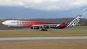 Photo of A6-EHJ - Airbus A340-642 operated by Etihad Airways