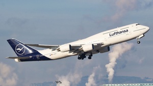 Photo of D-ABYF - Boeing 747-830 operated by Lufthansa