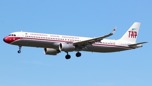Photo of CS-TJR - Airbus A321-251NX operated by TAP Air Portugal
