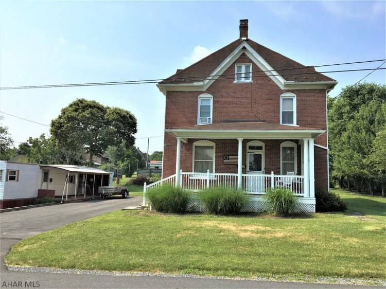 4345 3rd Ave, Everett, PA 15537