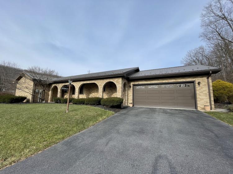 453 Summit Street, Everett, PA 15537