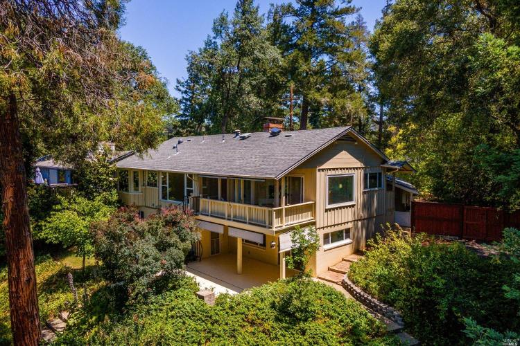 1521 Glenwood Drive, Ukiah, CA 95482